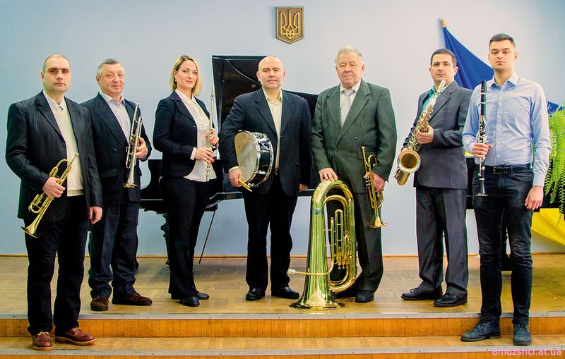 Відділ духових та ударних інструментів